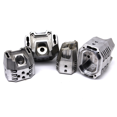 SS personalizados que carregam acessórios da precisão do CNC do eixo de acoplamento do impulsor da bomba de água do cubo