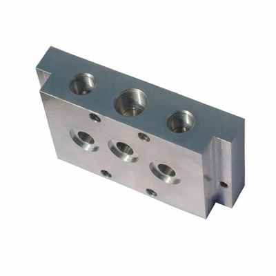 As peças fazendo à máquina do torno anodizaram o CNC lustrado do tratamento de superfície que processa o serviço
