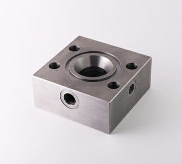 Fazer à máquina personalizado peças da precisão da máquina de trituração do CNC do router da linha central de OEM/ODM 5